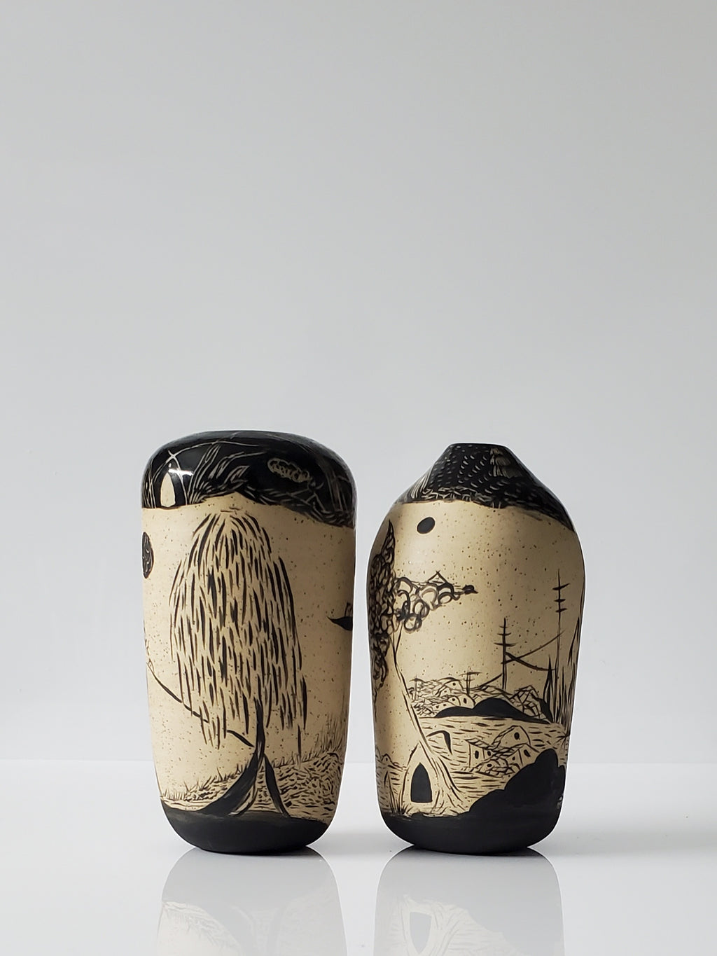 Beautiful Rifts Stoneware Vase 1