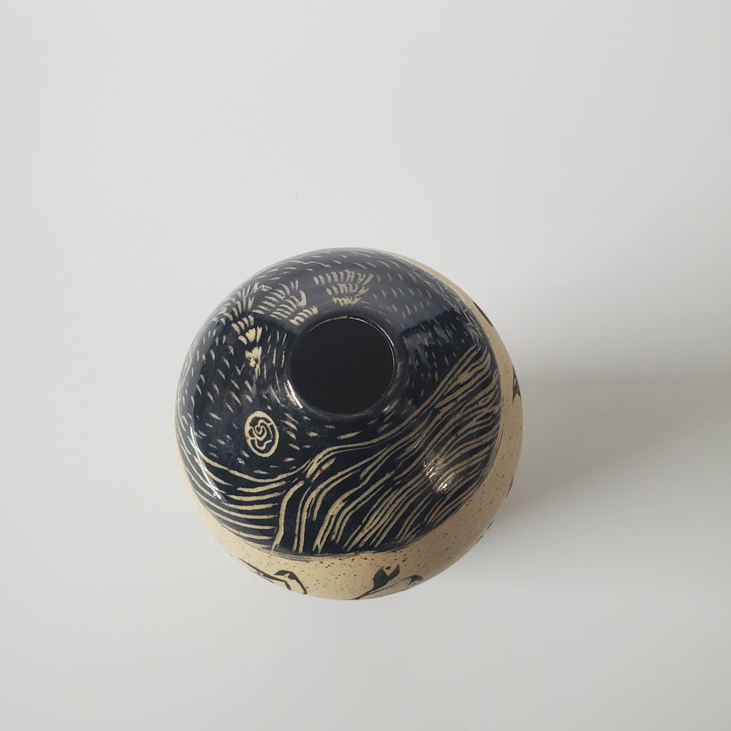 Beautiful Rifts Stoneware Vase 2