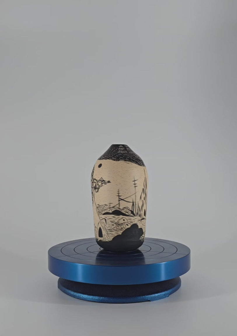 Beautiful Rifts Stoneware Vase 2